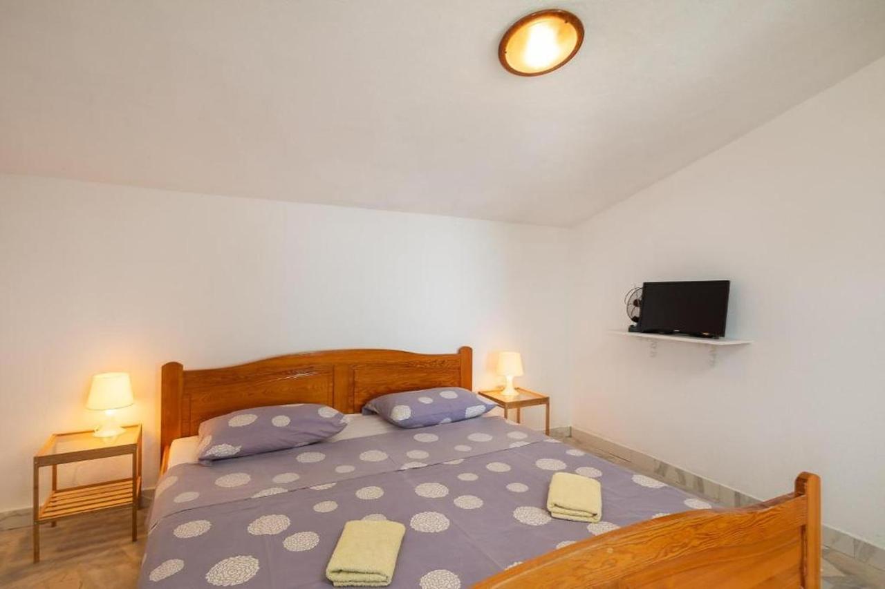 Apartments Roza オミシュ エクステリア 写真