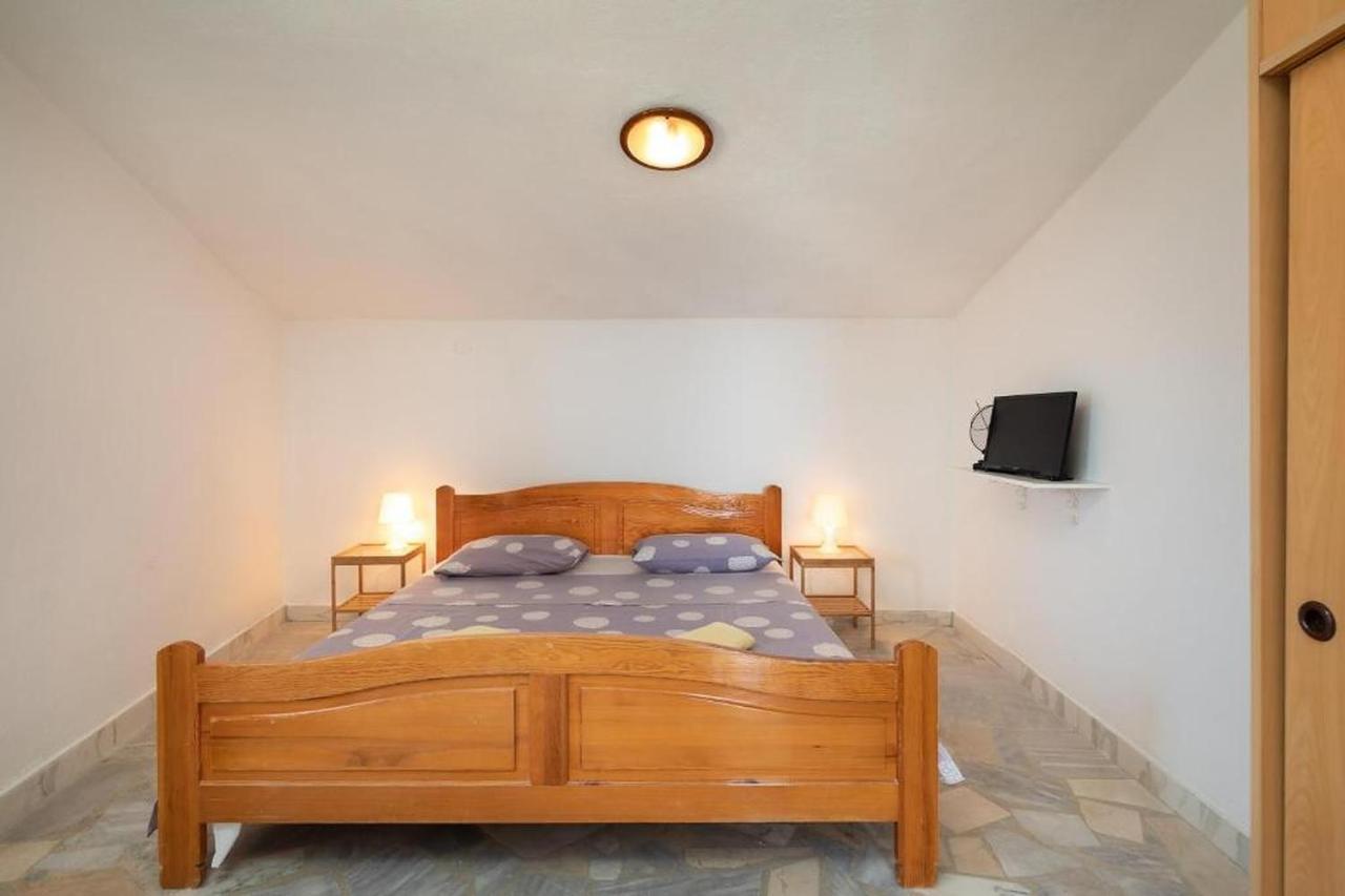 Apartments Roza オミシュ エクステリア 写真