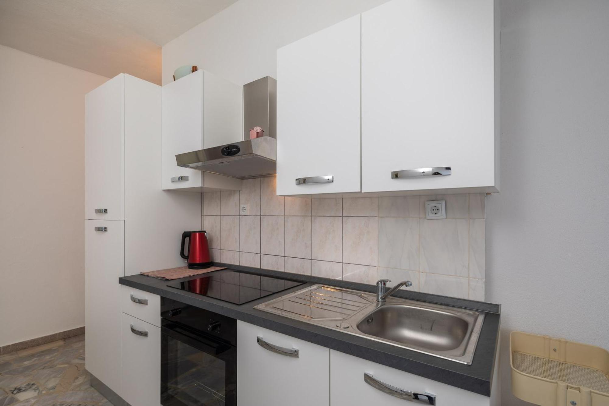 Apartments Roza オミシュ エクステリア 写真
